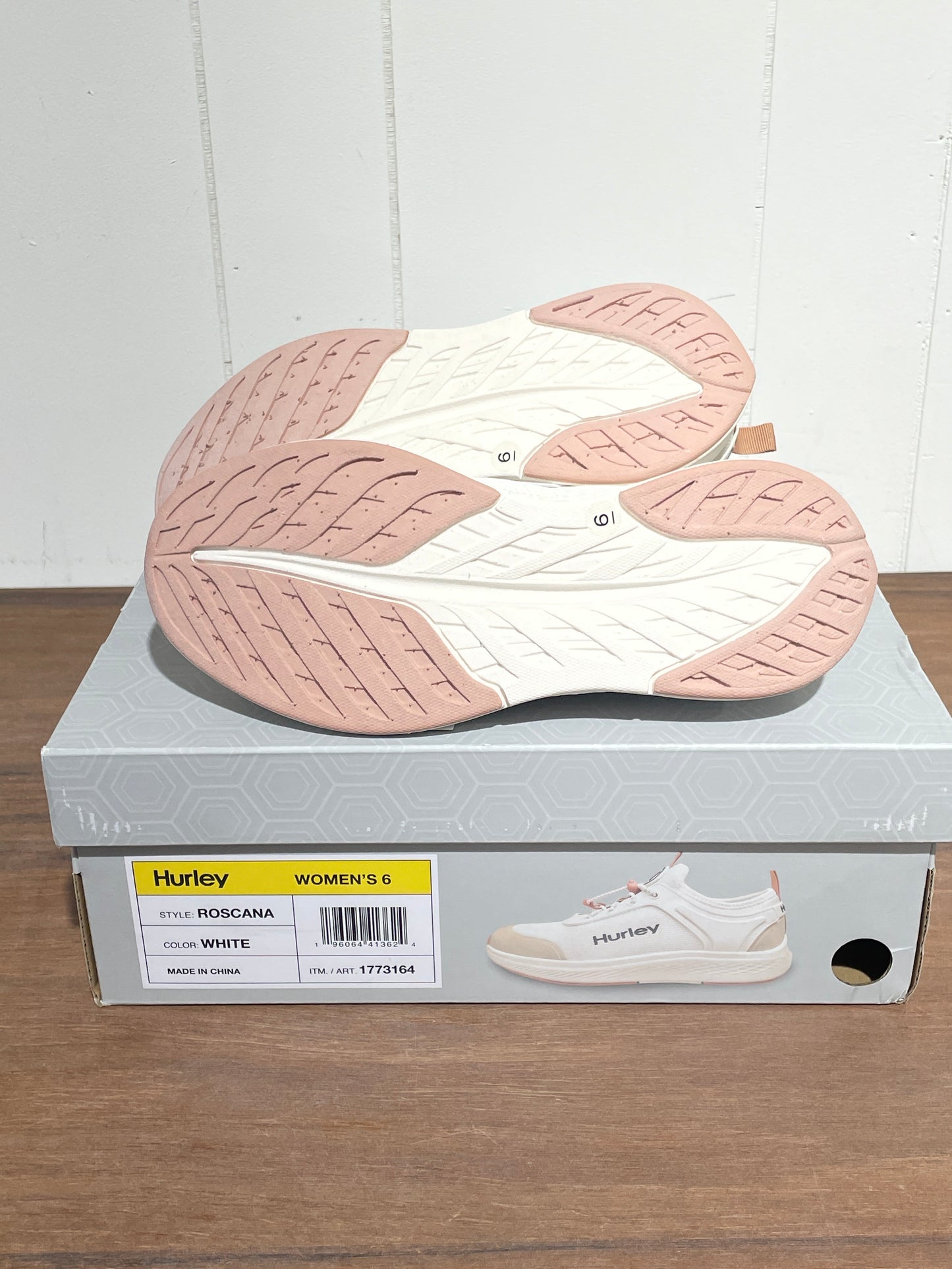 Hurley Women’s Roscana Sneaker
