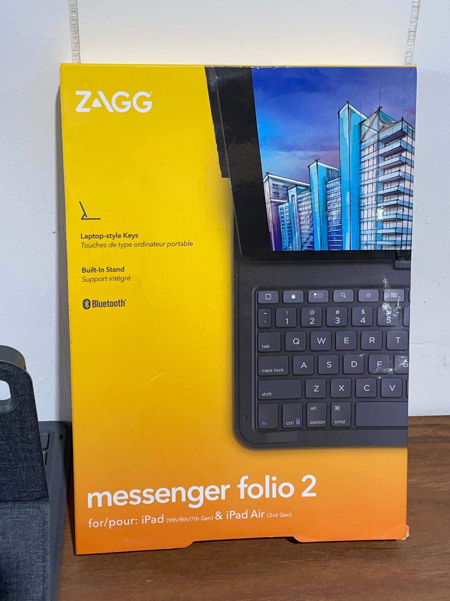 ZAGG Messenger Folio 2 for iPad 7th,8th,9th Gen