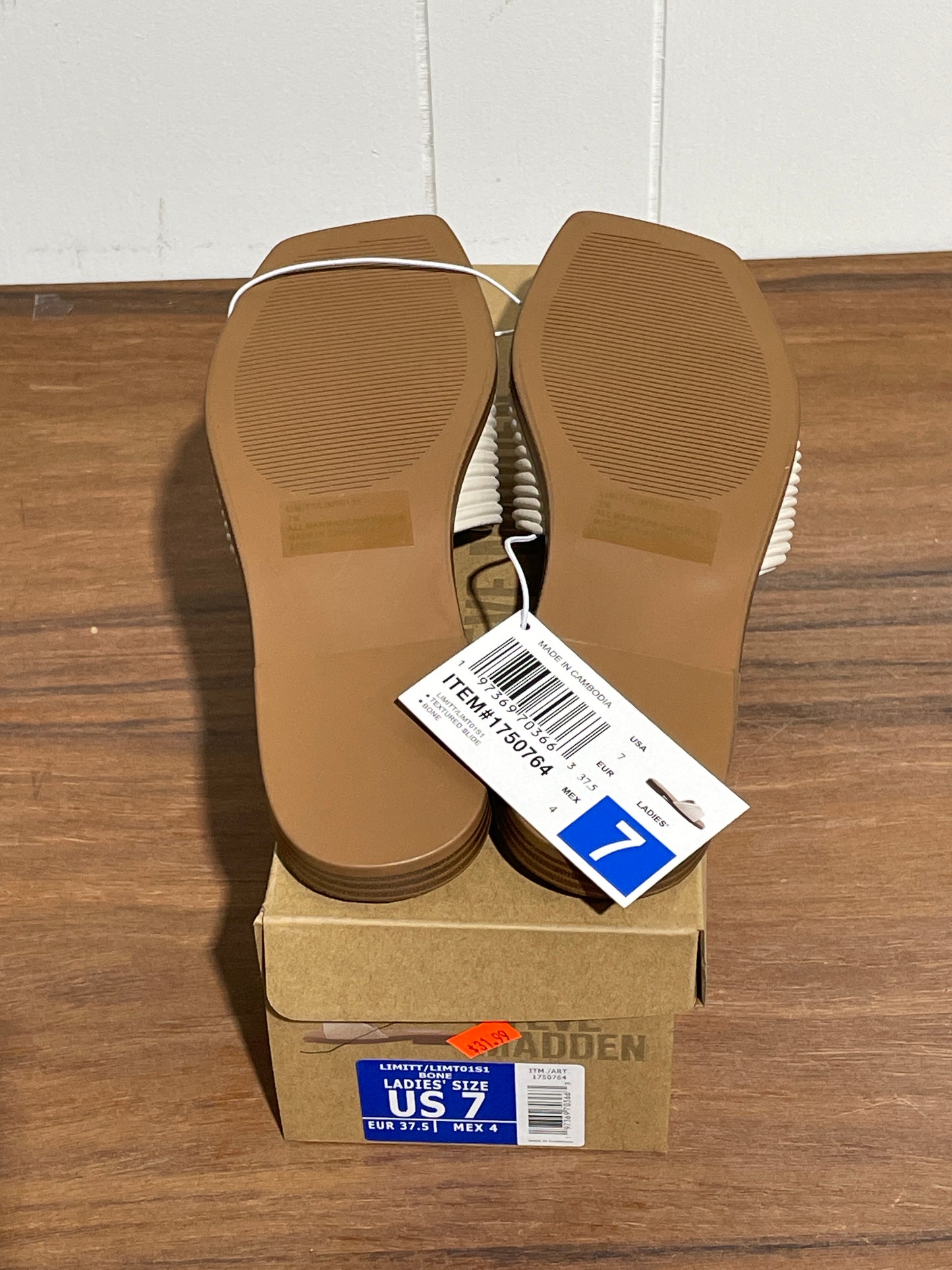 Steve Madden Limitt Ladies Slides