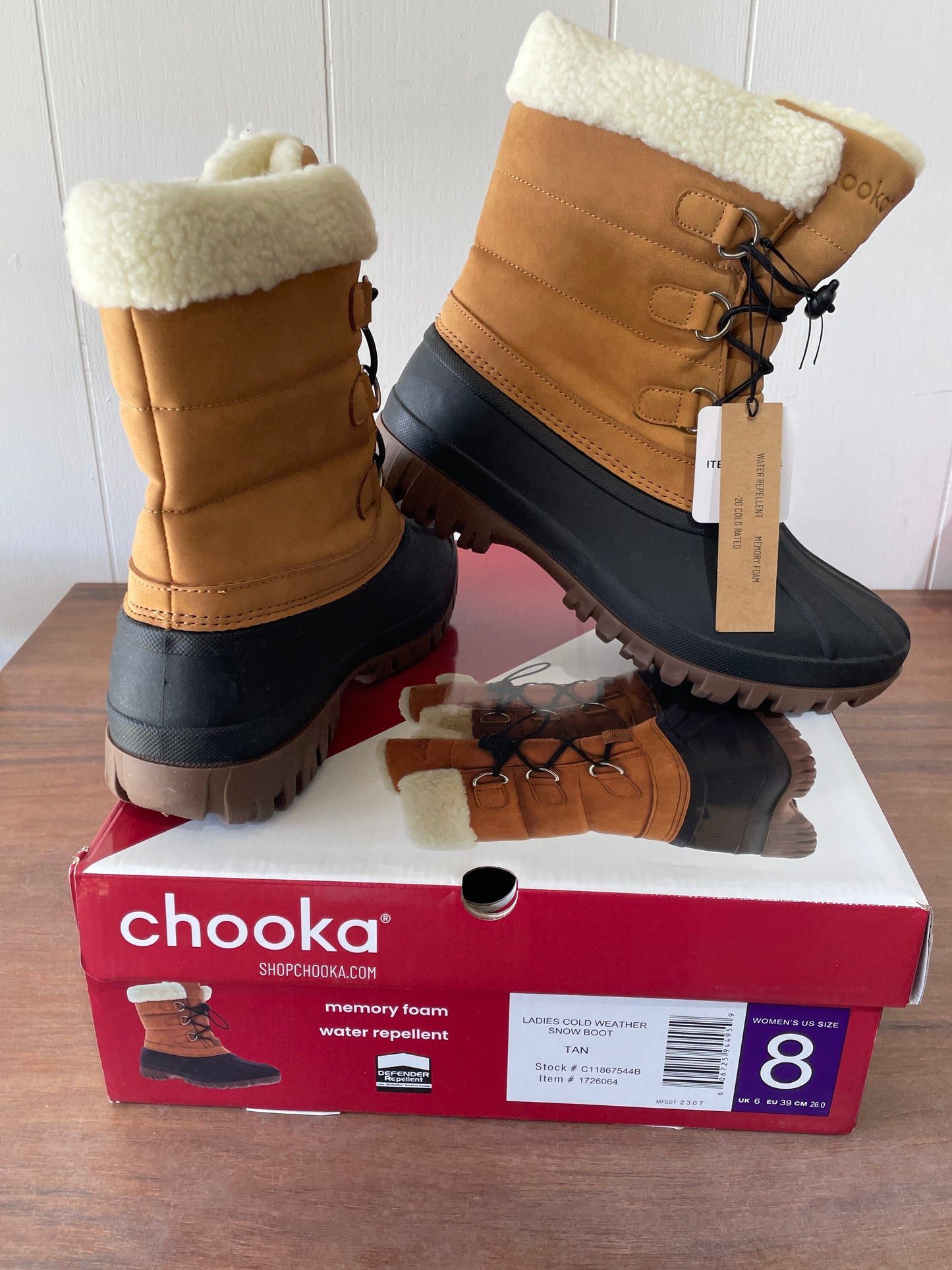 Chooka Women's Cold Weather Snow Boot Water Repellent Memory Foam Tan size 8