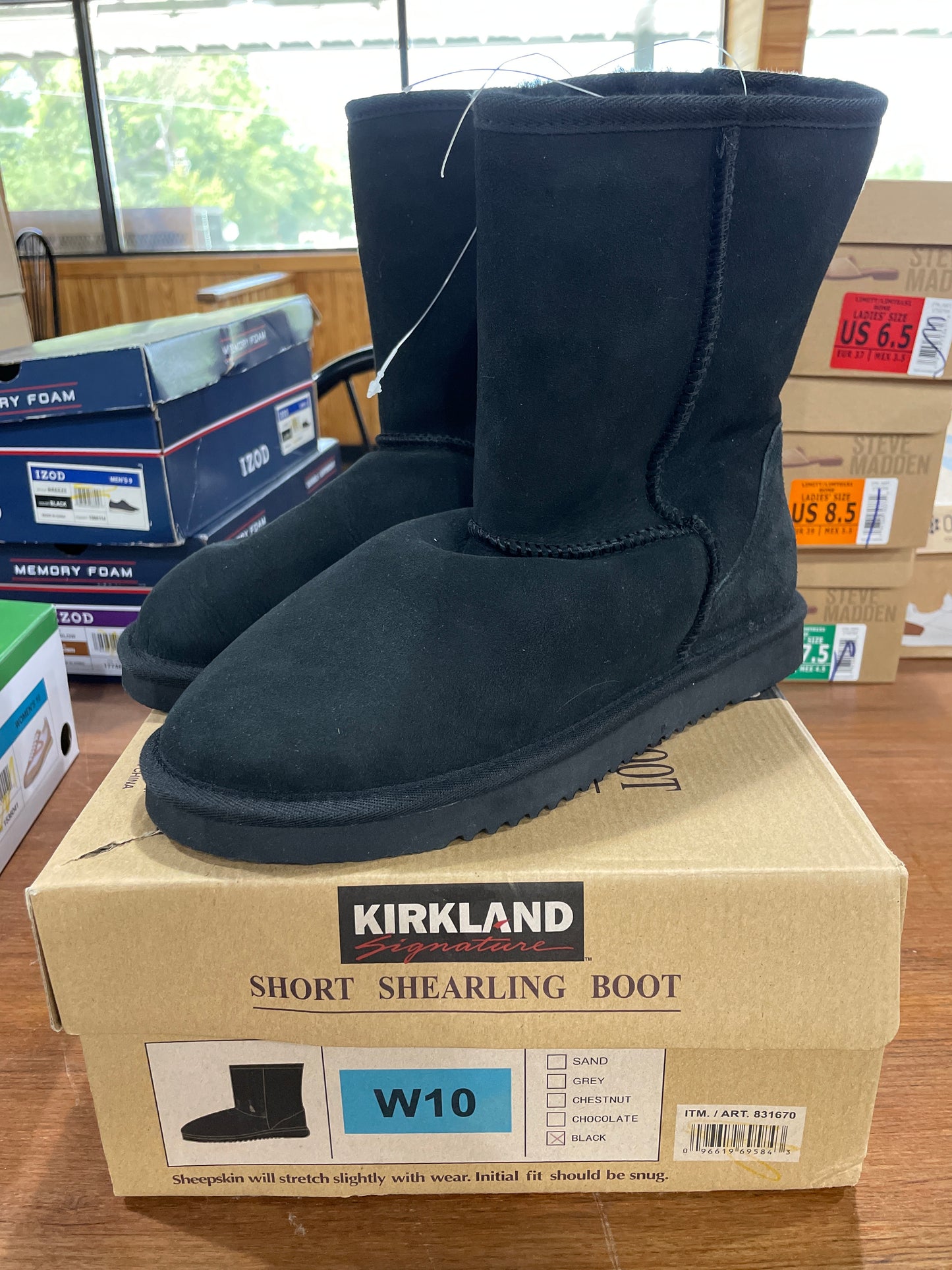 Short Shearling Boots - Kirkland Signature