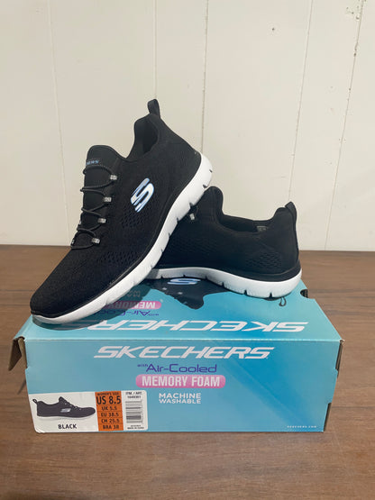 Skechers Air Cooled Memory Foam Womens shoe