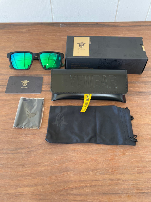 Polarized Square Sunglasses for Men and Women with Case Matt Black Wrimen UV400 Protection