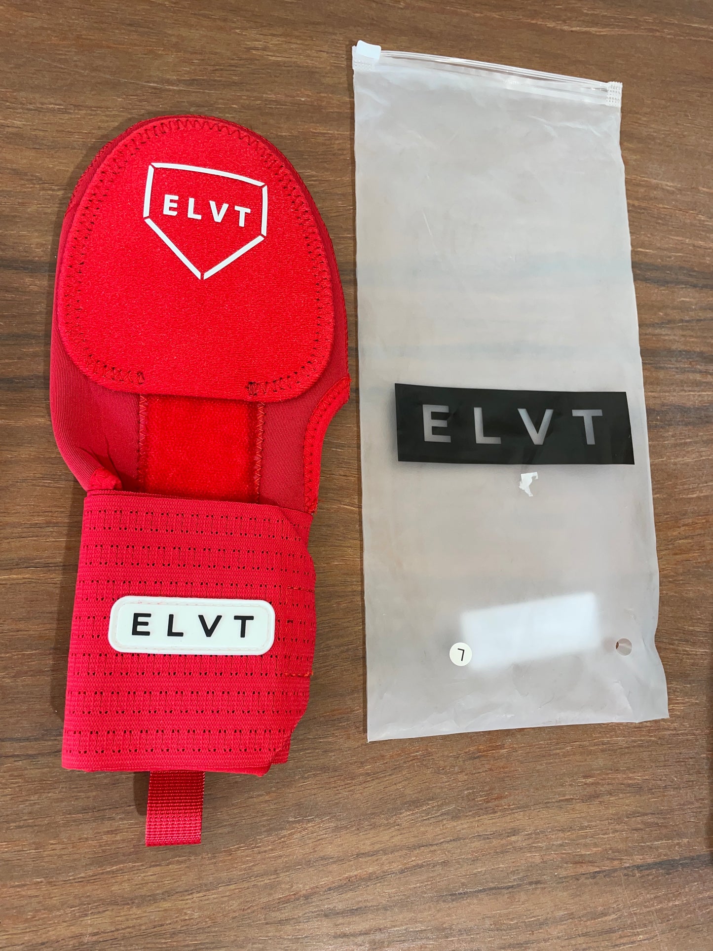 Baseball Sliding Mitt, Hand Protection Left Handed Red ELVT